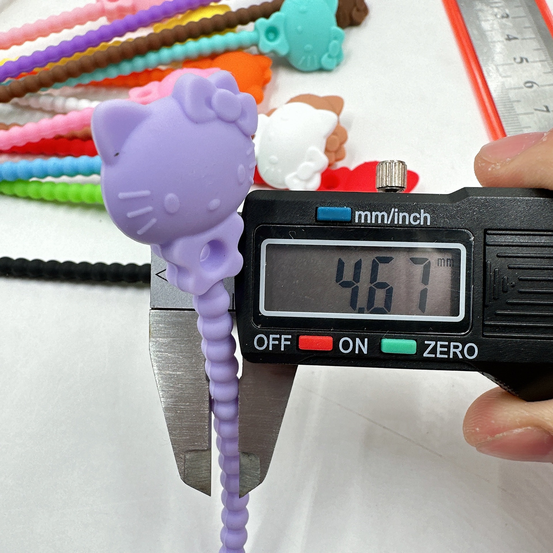 HelloKity卡通动物滴胶硅胶扎带 自然韩版彩虹绳带 手工diy饰品配件 沐浴用品搭配推荐详情6