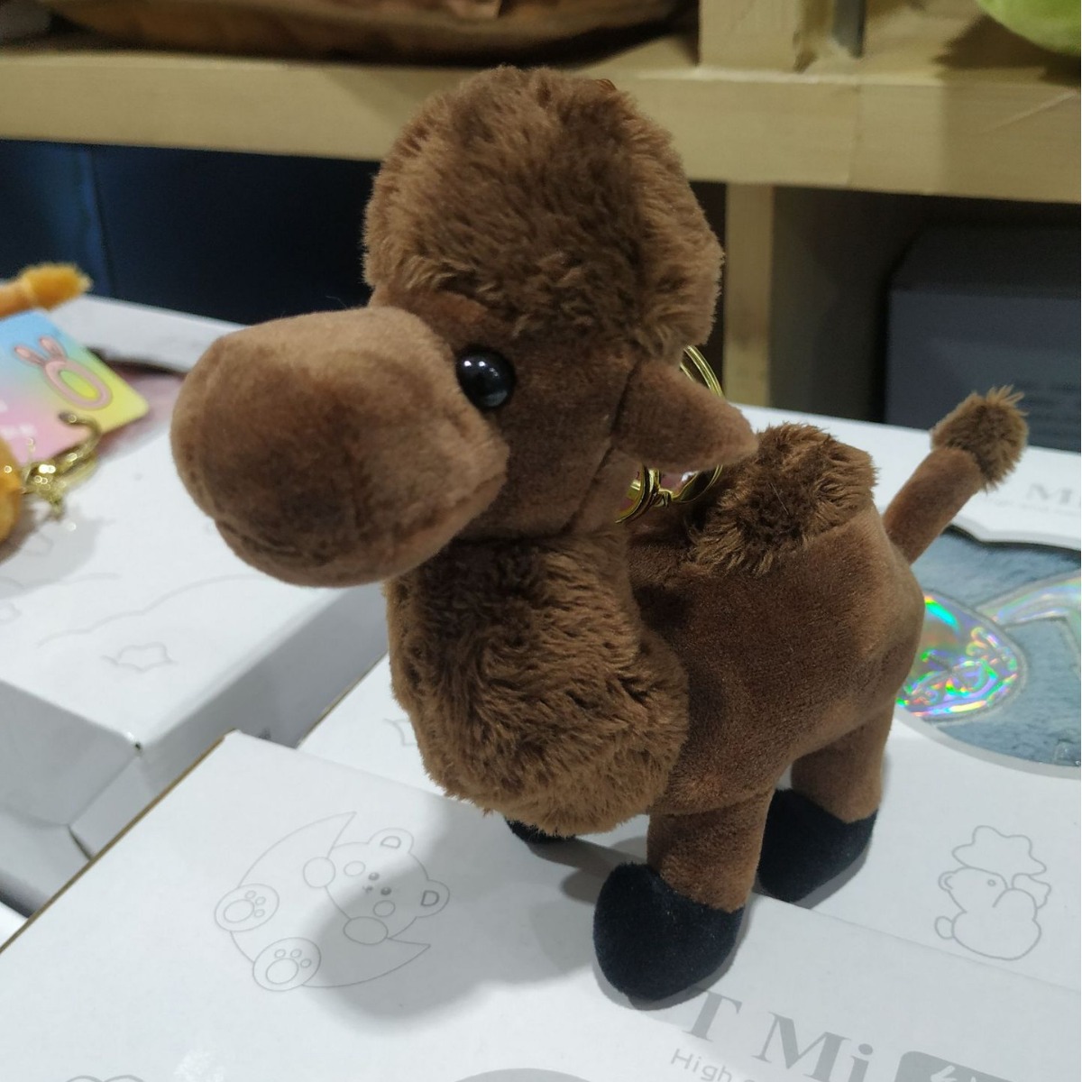 创意卡通骆驼毛绒挂件钥匙扣玩偶抓机娃娃精品挂件批发详情3