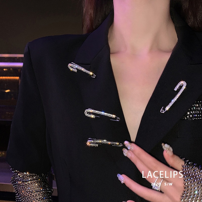 Luxurious and simple cardigan, large brooch, elegant and high-end brooch, fixed clothes, anti-glare button pins and accessories pic 7