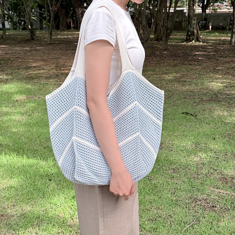 Casual large-capacity knitted bag for women 2025 new style, trendy, versatile and stylish single-shoulder bag, fashionable tote woven bag pic 13