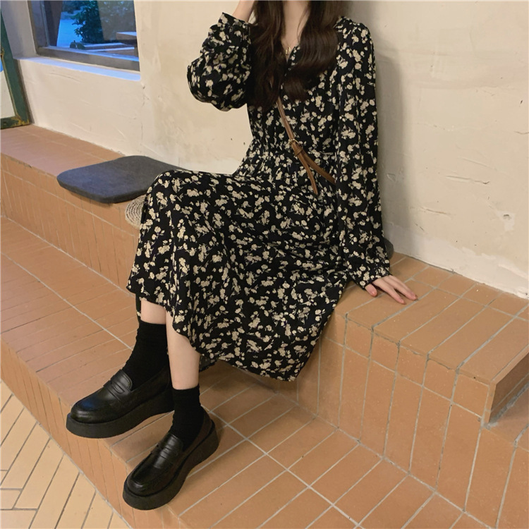 温柔风碎花V领连衣裙女春夏2025新款长款过膝高腰气质长袖A字裙子详情15