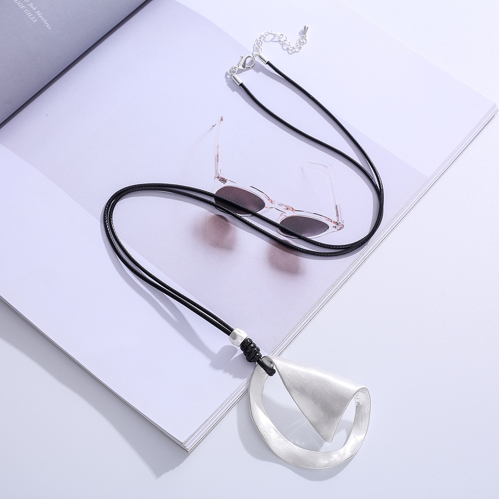 跨境专供长链时尚饰品爆款ins风合金拉丝复古简约项链吊坠毛衣链详情9