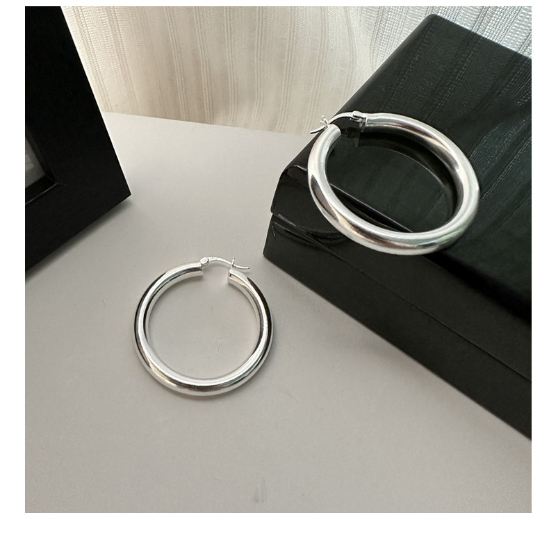 S925 sterling silver Korean version, niche design, large ear loops, smooth ear buckles, fashionable and individual Korean style blogger earrings and earrings pic 21