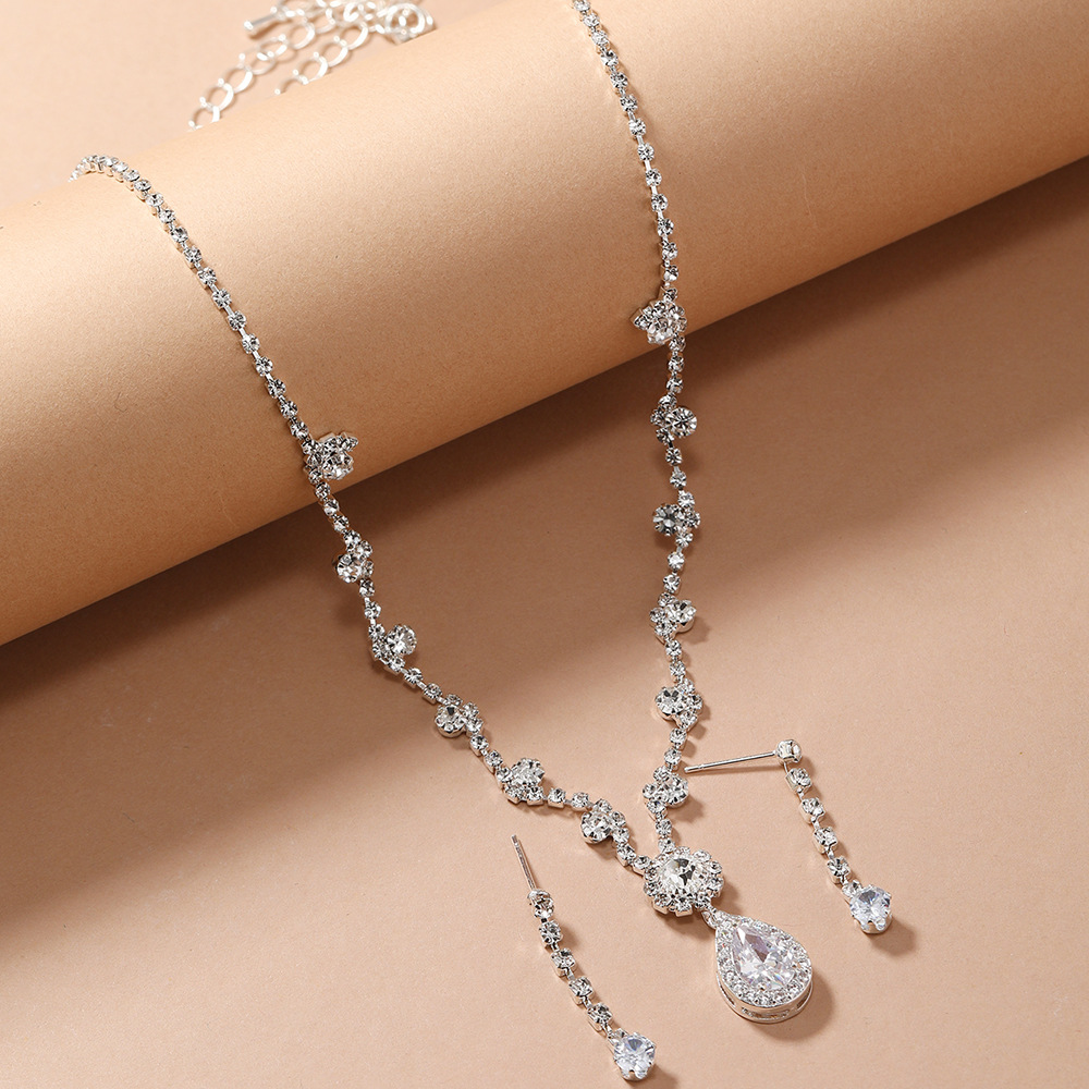 Nuevo producto explosiva novia europa y Estados Unidos cross-border jewelry wholesale/brilliant strass zircon angel tears drop collar ears pic 8