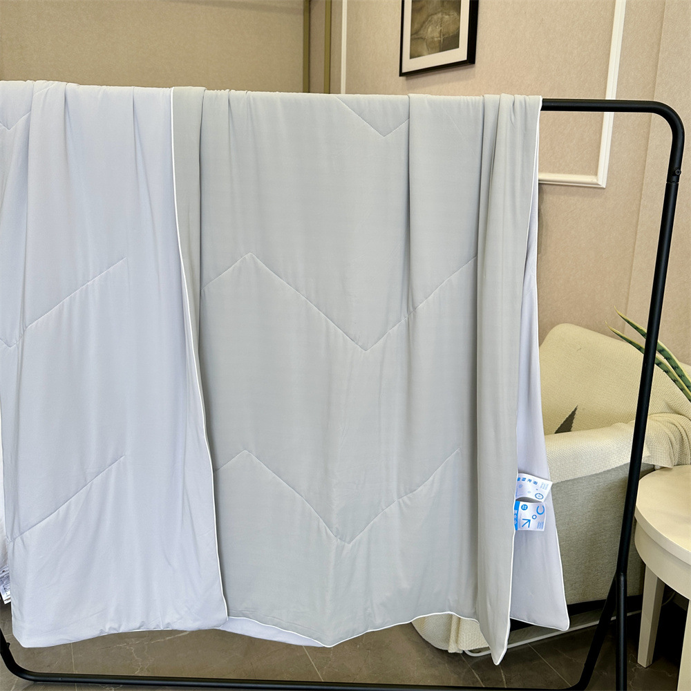 Little Ice Silkworm Cool Sensation Ice Silk Soybean Summer Cool Quilt, summer brocade ammonia naked sleep Cold Quilt, Summer Quilt, machine washable air-conditioned quilt pic 45