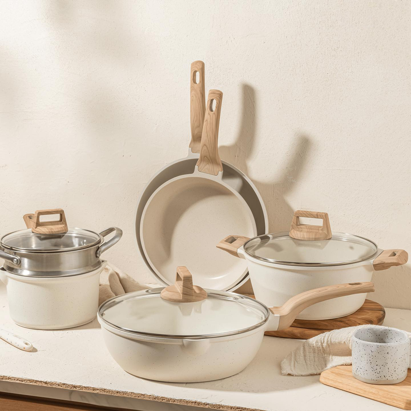 A set of non-stick marble and granite cookware, including soup POTS, stewing POTS, frying POTS, stir-frying POTS, milk POTS, and POTS for frying, stir-frying, steaming and boiling pic 3