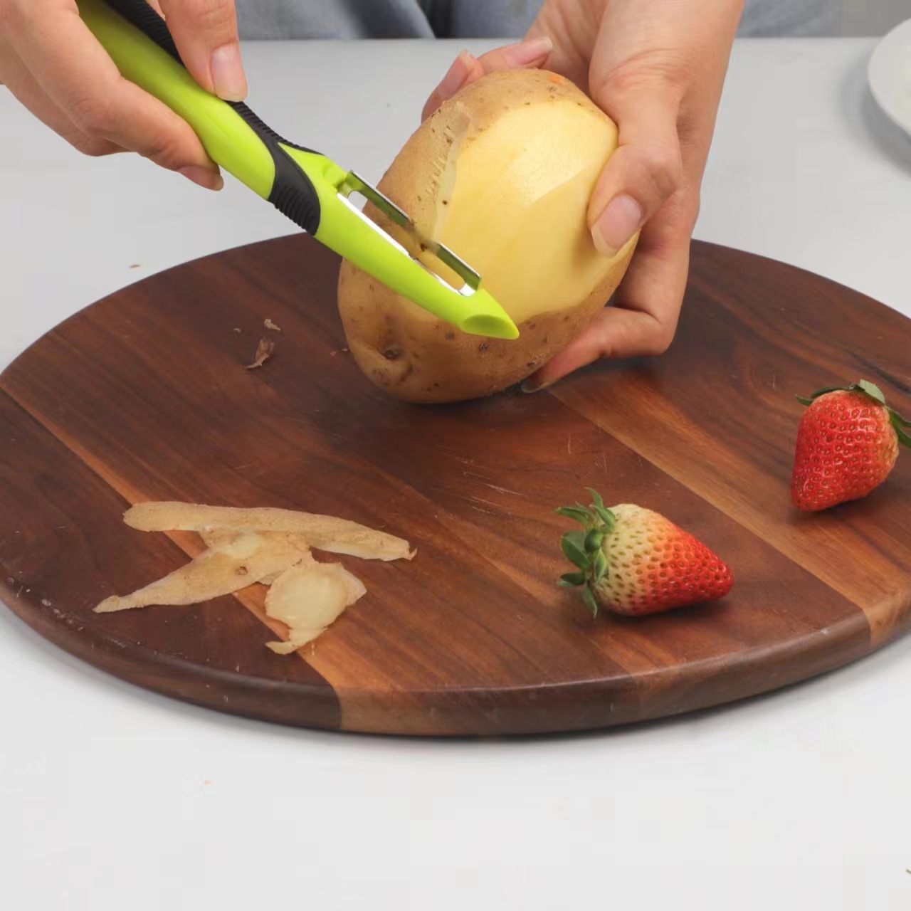 New type of peeler, anti-slip stainless steel peeler, fruit and vegetable peeler, household melon peeler, kitchen worker, factory direct sales pic 7