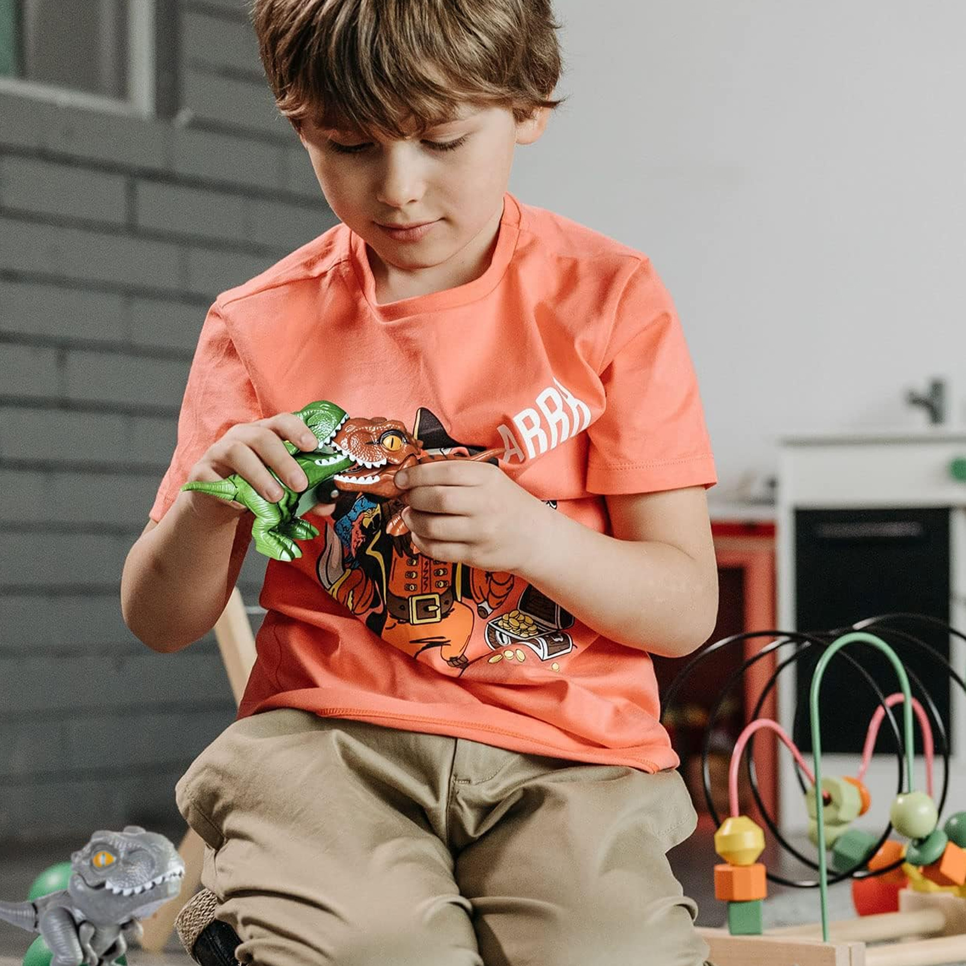 创意咬手小恐龙玩具咬手指恐龙玩具模型恐龙钥匙扣跨境新品批发详情6