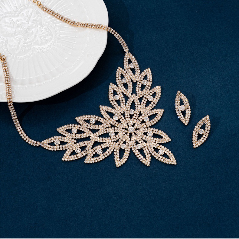 跨境欧美新款夸张邪恶之眼水钻项链+耳钉女士珠宝首饰套装直供详情6