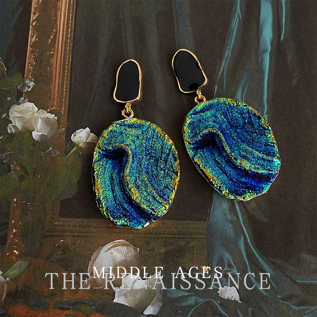 Vintage Light Middle Age [Xisha Islands] Retro blue and gold earrings, high-end vintage exaggerated earrings pic 4