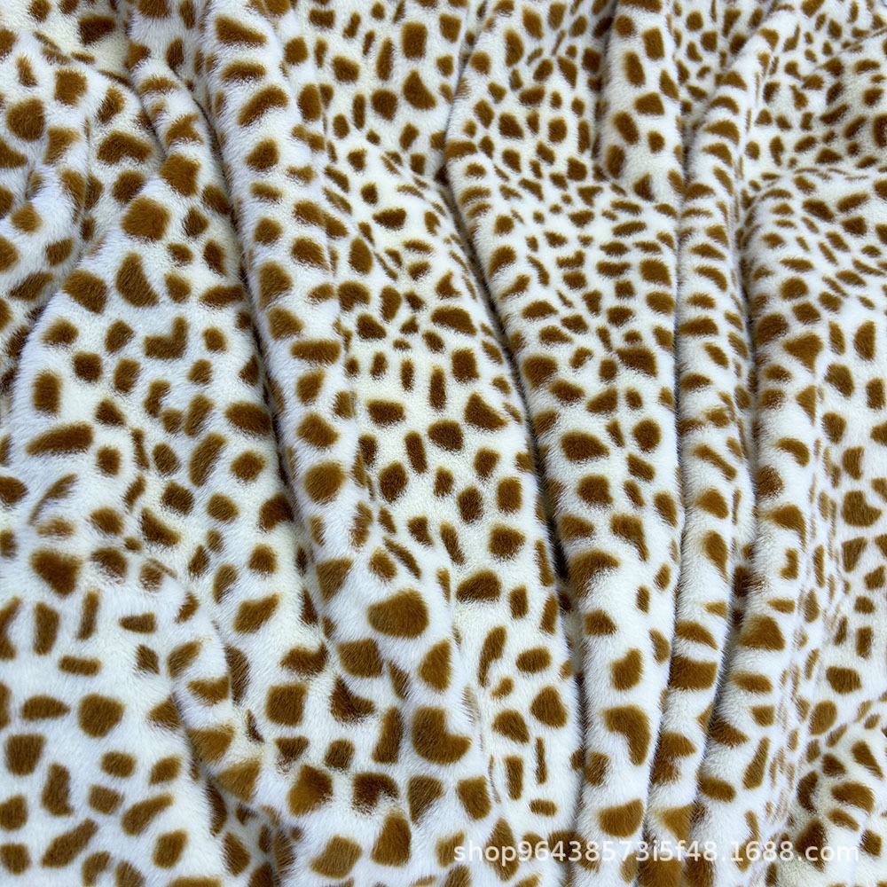 500克欧貂印花高低毛毛绒布彩色点点玩具箱包沙发抱枕宠物窝面料详情8