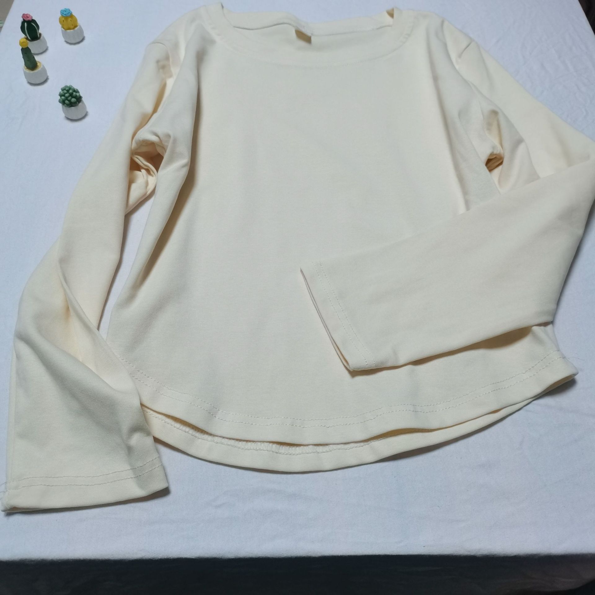 [95棉]纯棉正肩长袖T恤女 新款早秋设计感小众内搭薄款圆领打底衫详情11