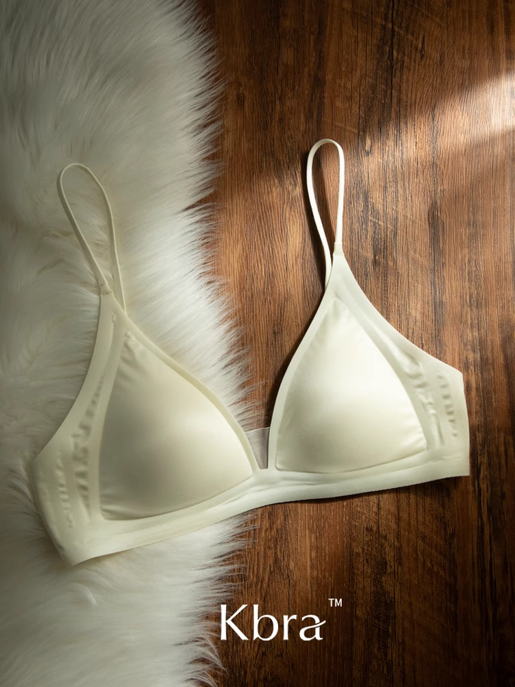 无磁Kbra牛奶缎法式深V领内衣女细肩带无痕三角杯小胸无钢圈文胸详情5