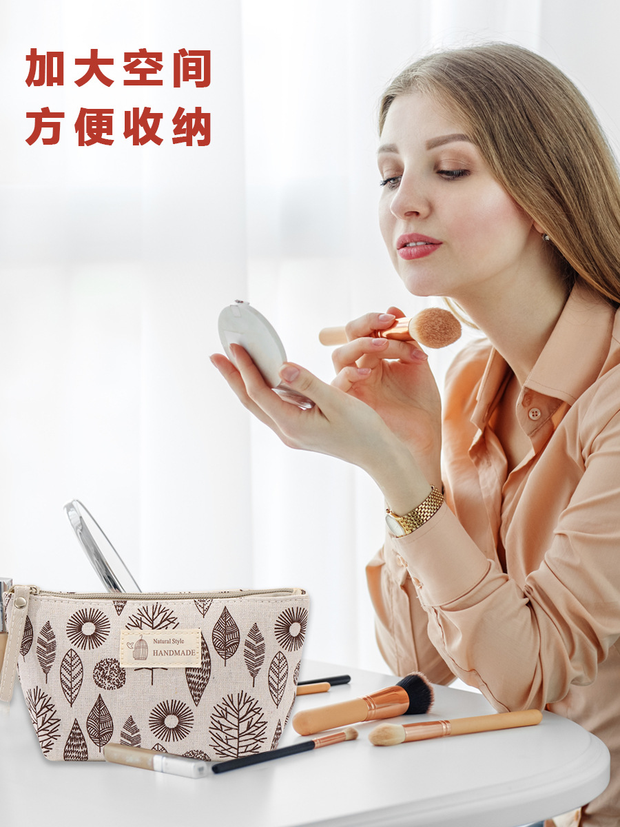 跨境现货布艺化妆包拉链袋多功能便携式收纳手拿洗漱包学生笔袋详情2
