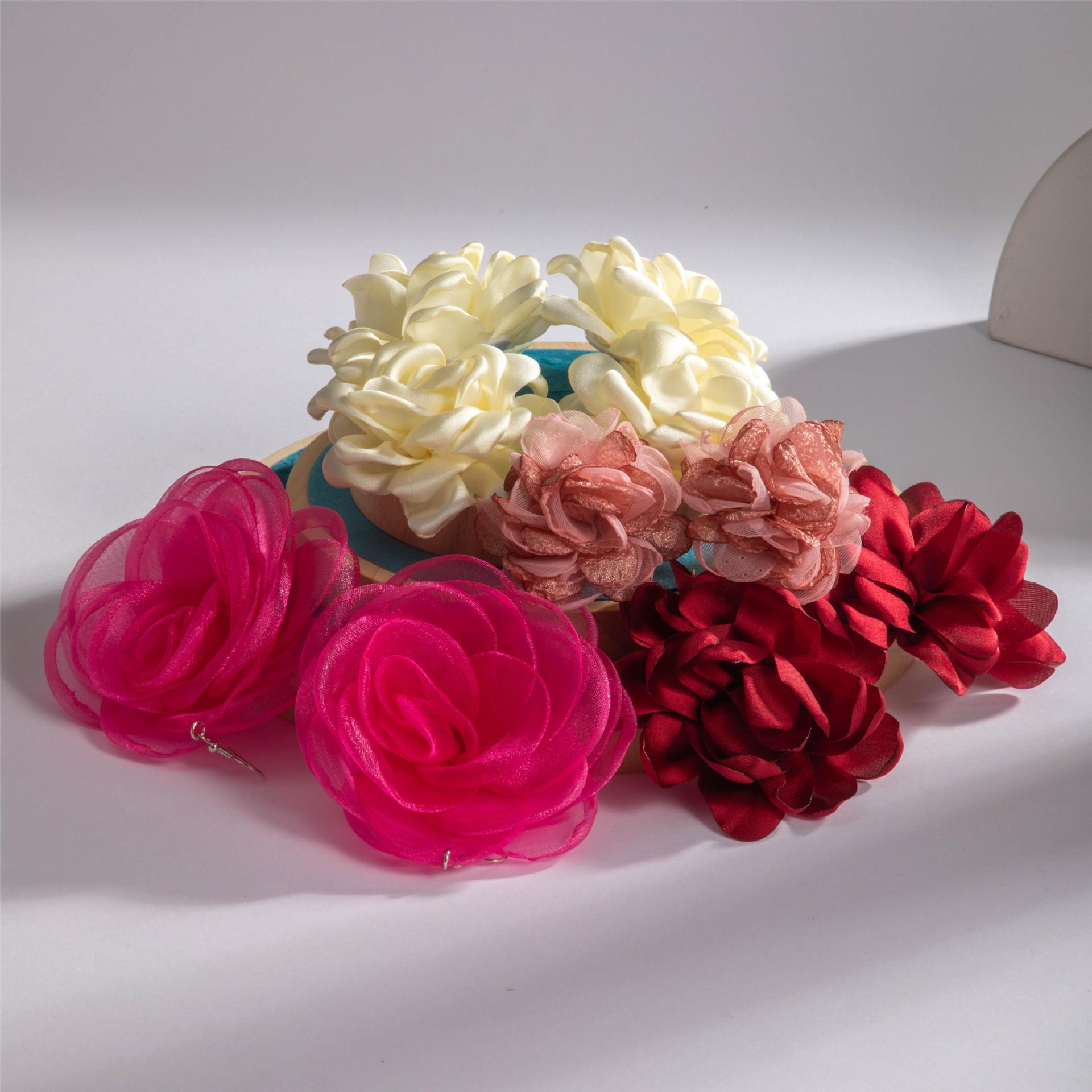 欧美跨境新款饰品 韩式蓬松大花朵耳环 高级绒布蕾丝多色耳饰套装详情3