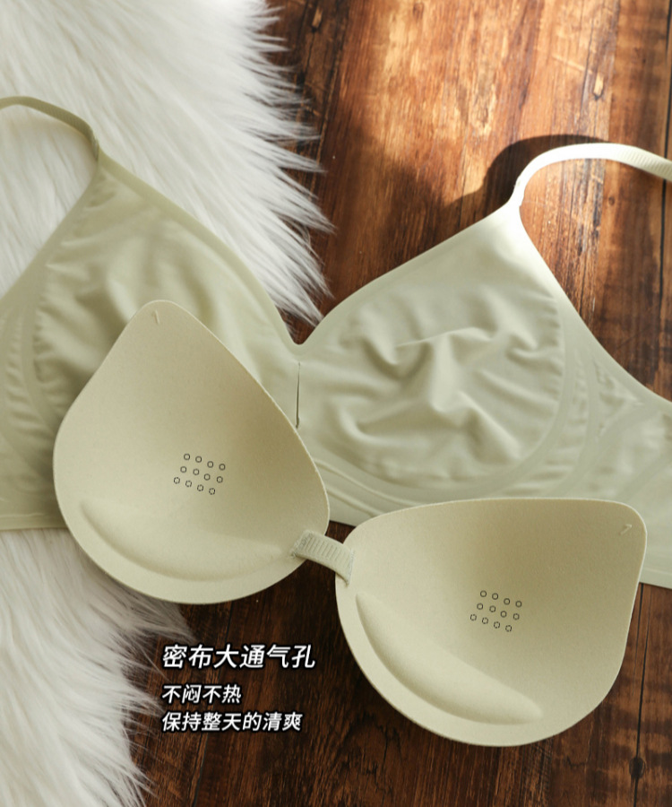 Jelly ice thread traceless large breast slimming underwear for women, thin summer gathering without underwire bra, wholesale of accessory breast underwear pic 12