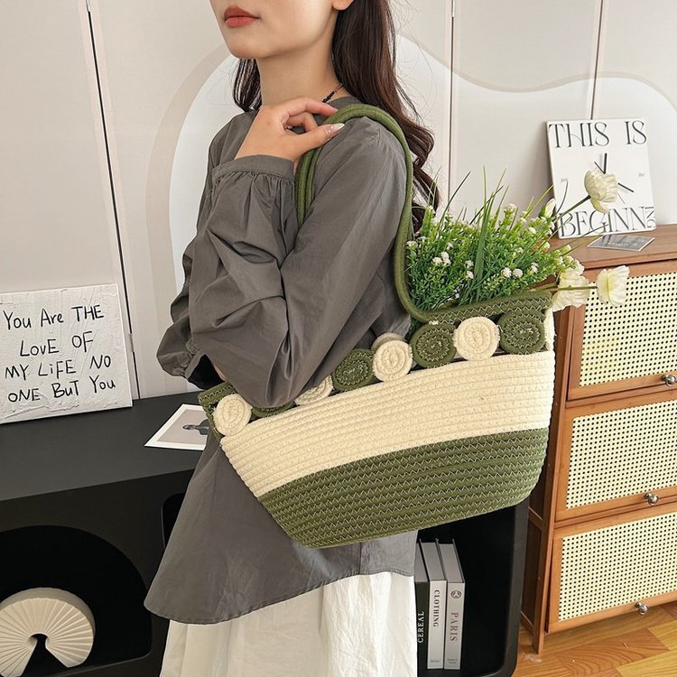 2024新款菜篮子沙滩包女士单肩腋下包韩版编织水桶包小众设计详情30