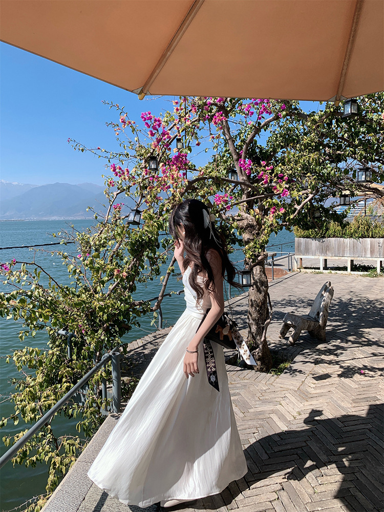 名媛千金超仙白色抹胸裙女夏季新款氛围感海边度假长裙绝美连衣裙详情9