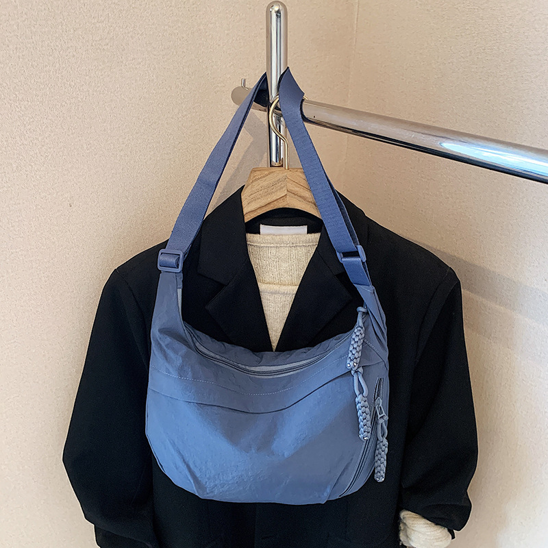 Japanese minimalist large-capacity crossbody bag for girls, 2024 new style student small crossbody bag, single-shoulder fabric bag, versatile dumpling bag for girls pic 38