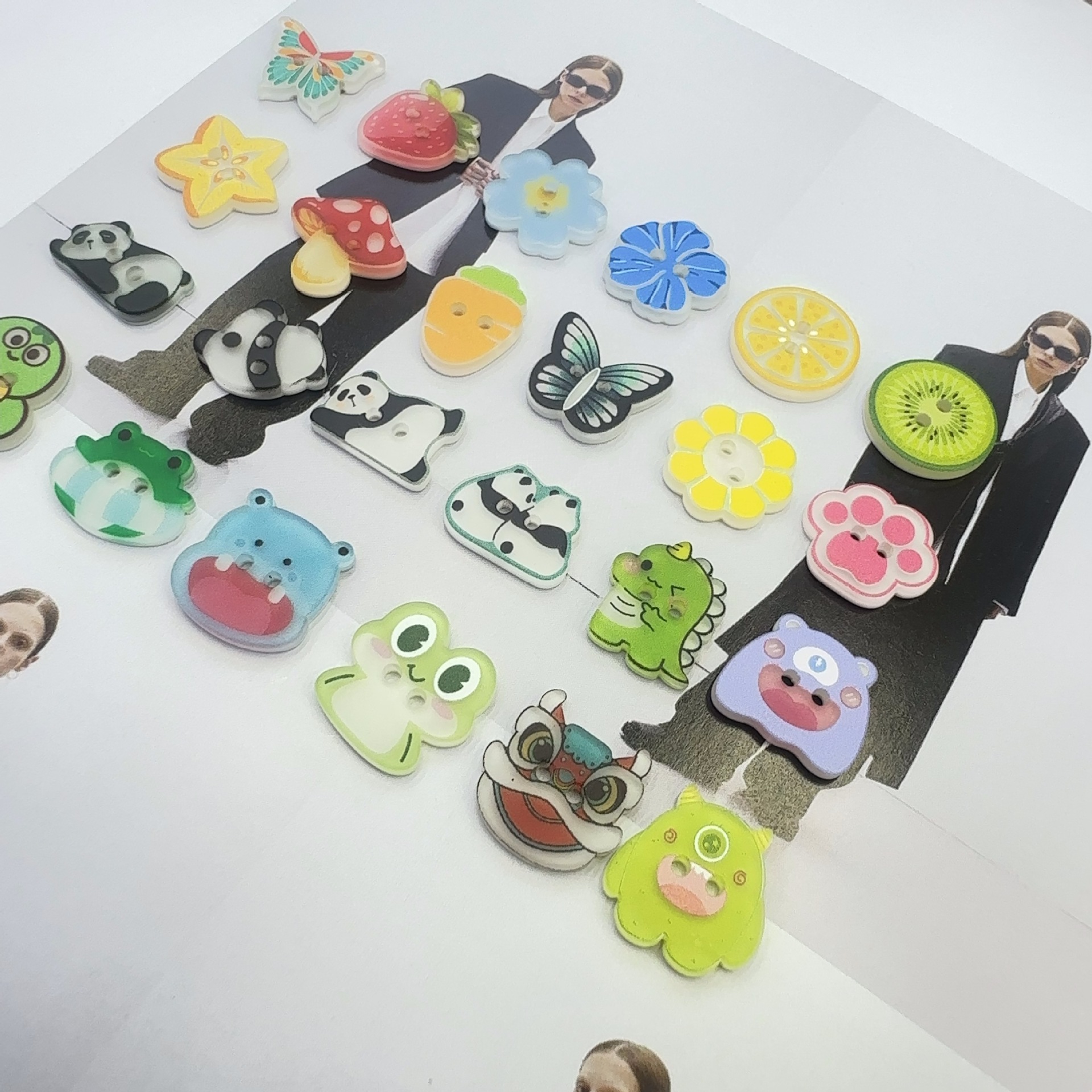 A set of 10 cartoon-patterned metal four-piece buttons, disc buttons and sleeve buttons pic 2