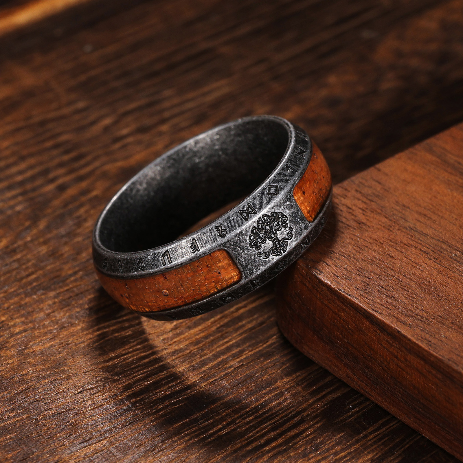 Amazon europa y Estados Unidos hombres vintage anillo viking luen texto árbol de la vida anillo anillo de anillo cross border ornamentos pic 6