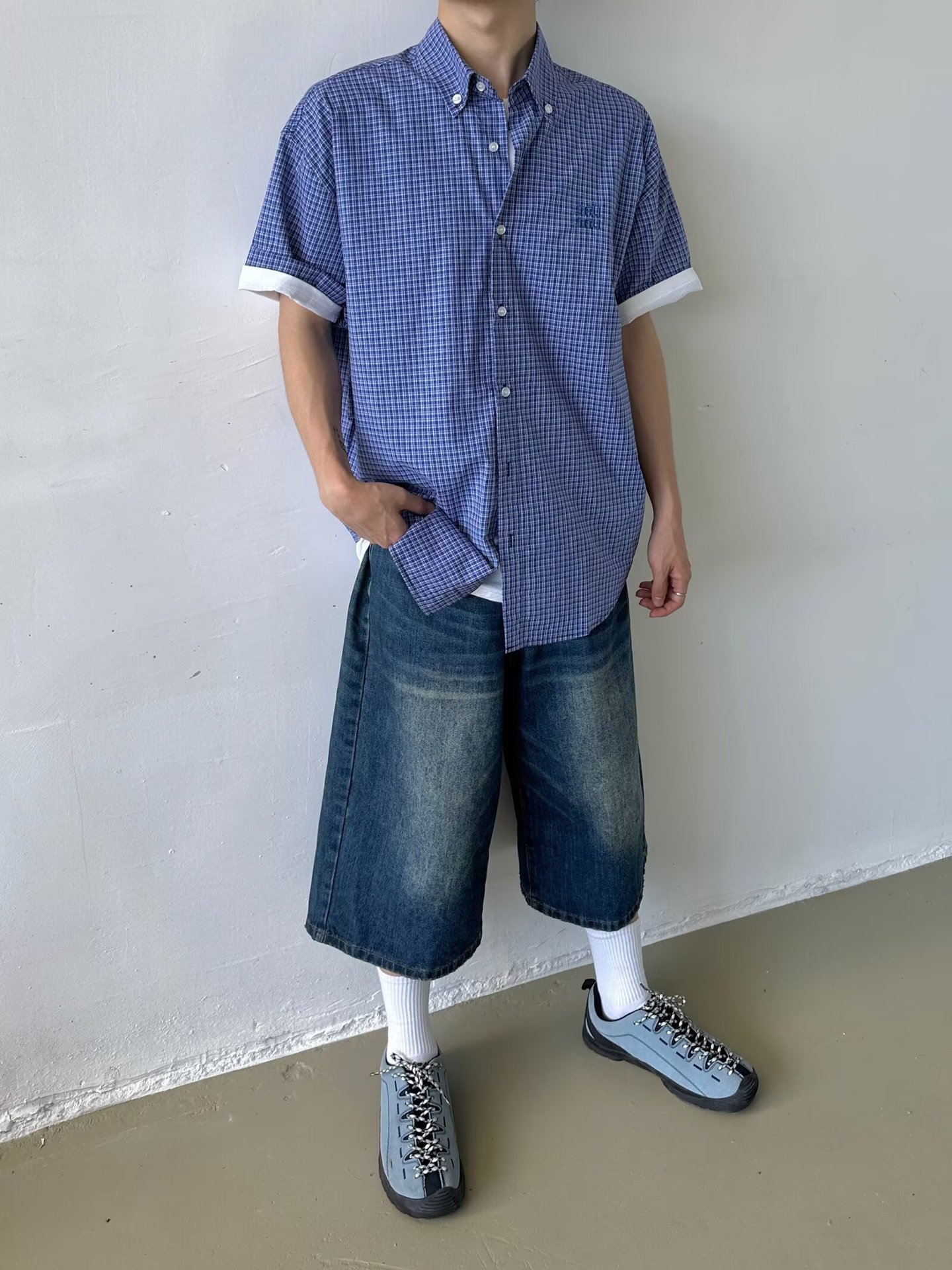 cleanfit blue checkered shirt for men, short-sleeved summer five-quarter sleeve shirt, a trendy brand with a high-end look pic 16