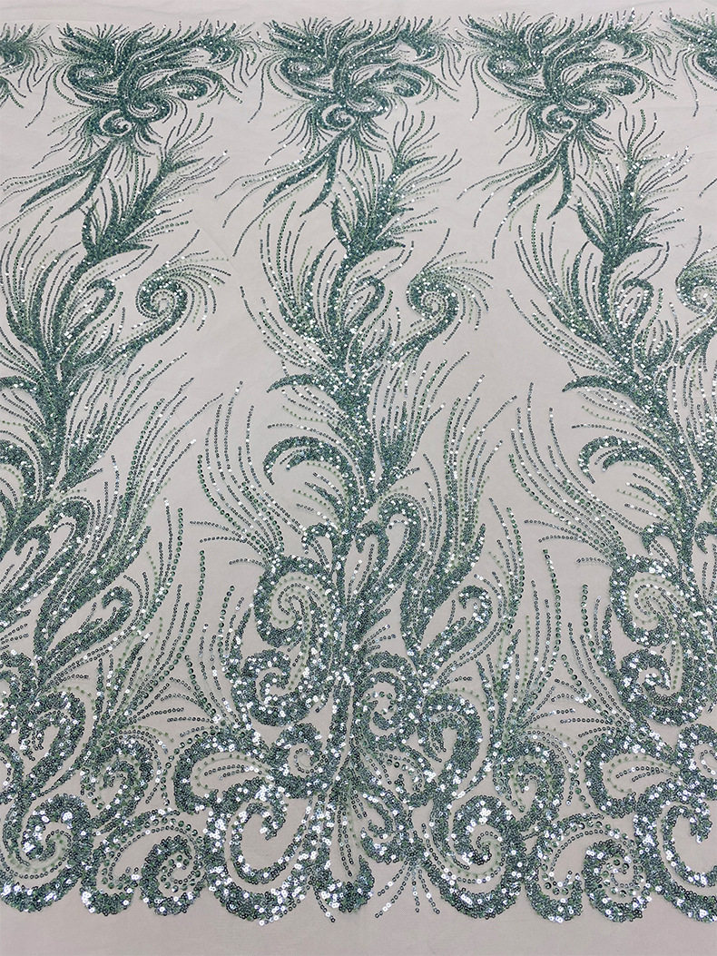 中大专供珠管珠子亮片网布蕾丝绣花婚纱礼服面料立体花朵亮片面料详情11