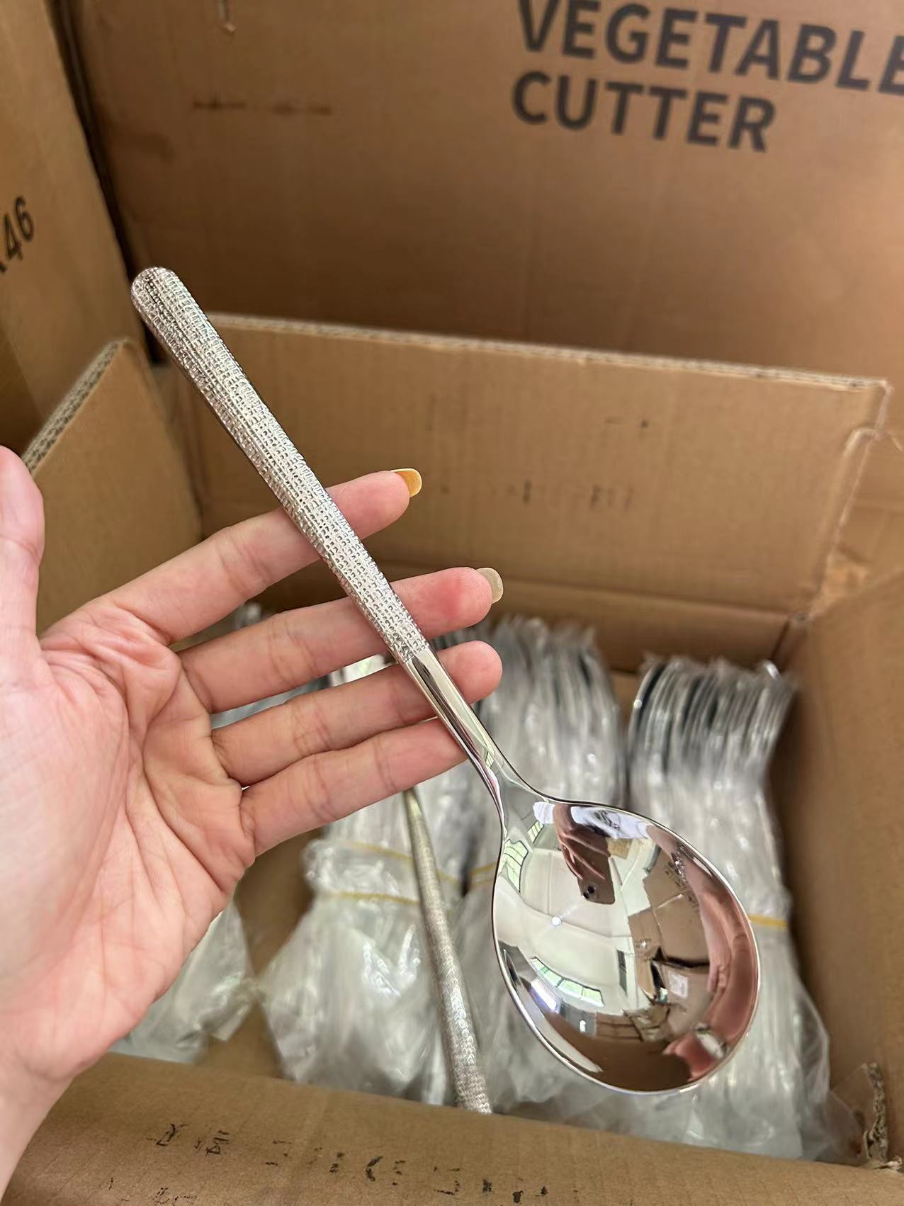 Minojia cross-border export 304 stainless steel spoons, Japanese thickened long-handled main dining spoons, food-grade rice spoons and soup spoons pic 5