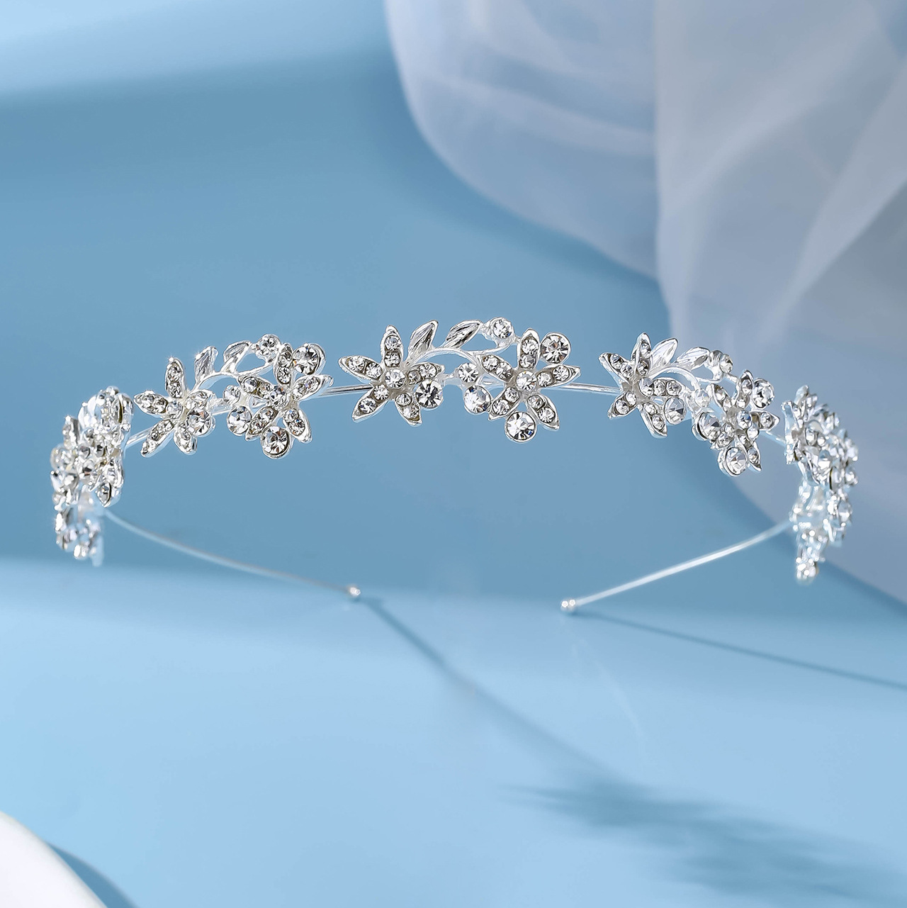 Summer headband: Silver, simple and fresh, ladylike, Instagram influencer style headband. Sweet diamond-encrusted headband pic 5