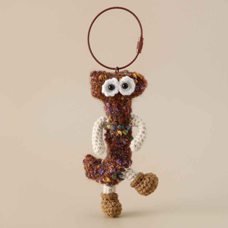 课堂知识创意学生英文字母毛线钥匙扣26个字母挂件手混线包包挂饰详情11