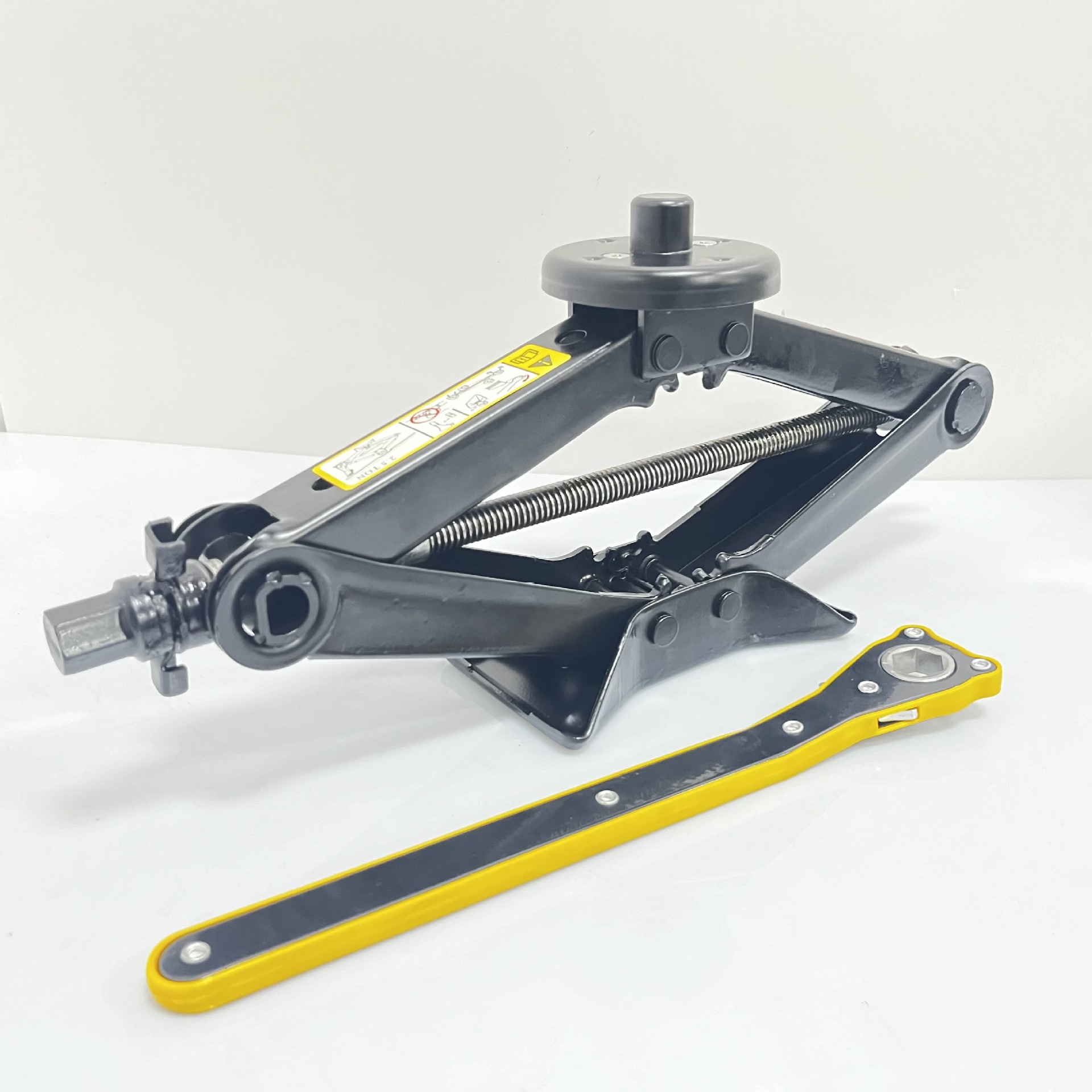 The new YILUN brand Tesla car scissor jack, a universal and labor-saving jack, is suitable for all family car models pic 12