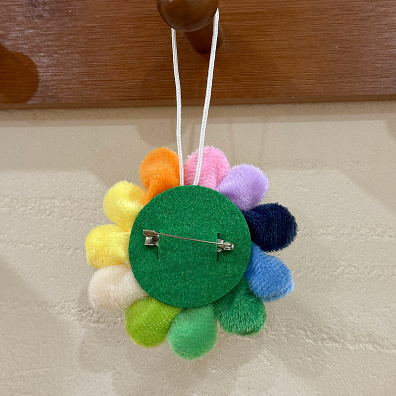 毛绒七彩太阳花胸针可爱卡通学生情侣包包挂件鞋衣服别针配饰徽章详情11