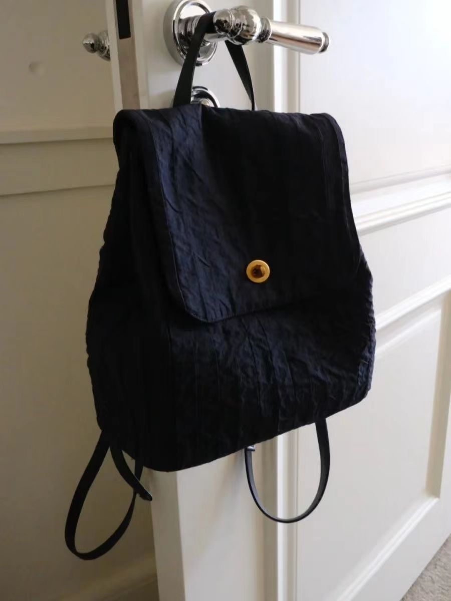 A niche design, retro black, blue and antique color small backpack, 2025 new summer college style canvas backpack pic 6
