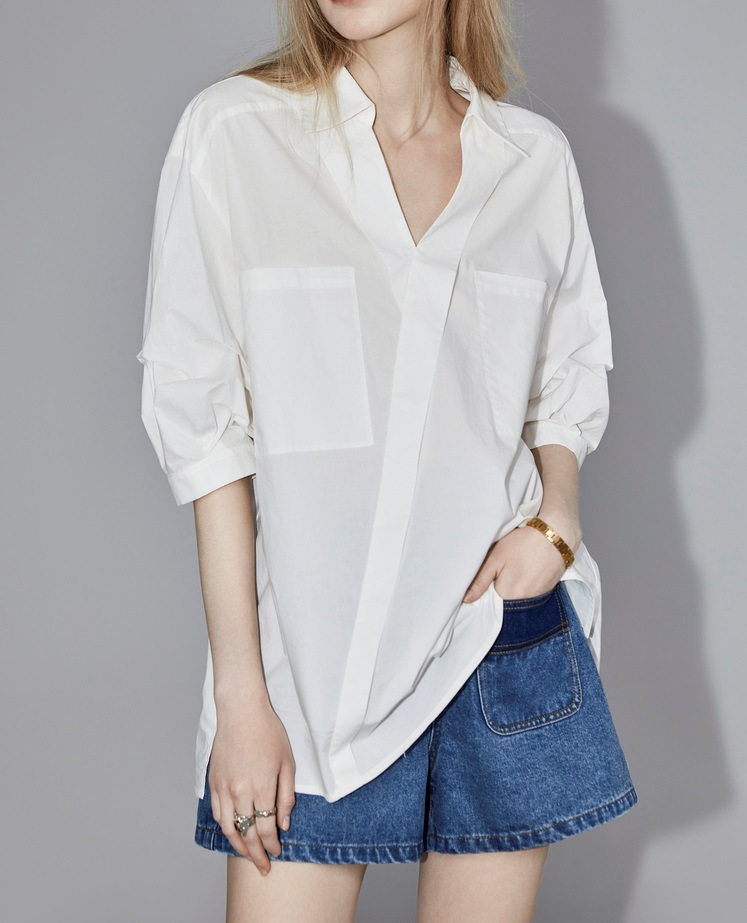 White long-sleeved design shirt for women 2023 Summer new style loose and slimming light luxury top for women pic 3
