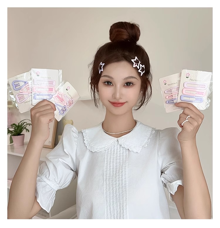 2024年新款儿童五角星星发夹 碎发BB夹子 前额侧边刘海夹 女头饰 发卡 温馨可爱设计
详情9