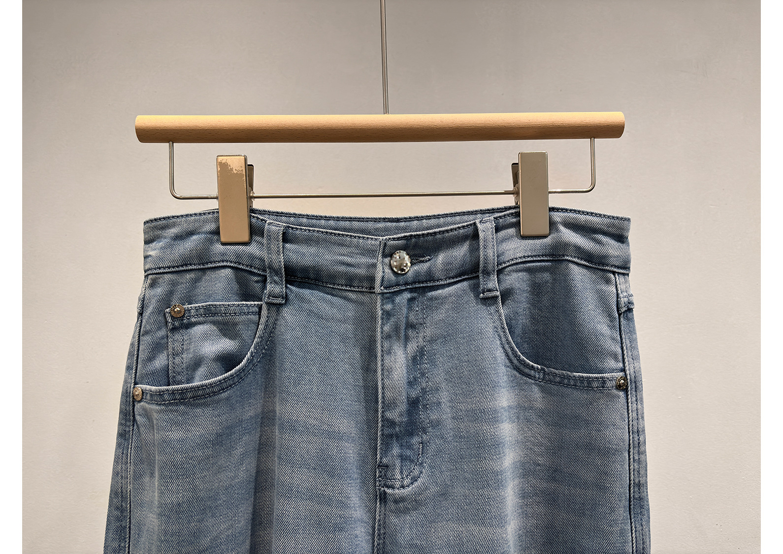 JU柔软~小禾家柜上2.8K/重工洗水轻薄阔腿直筒弹力牛仔裤女C54004详情11