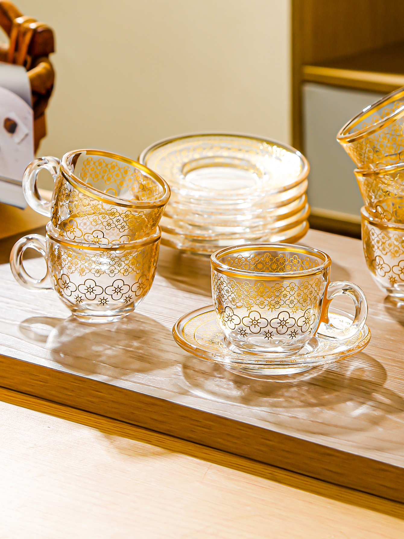 Nordic transparent gold-painted creative tea cups, glass cups, light luxury heat-insulating coffee cups and cold drink cups pic 3