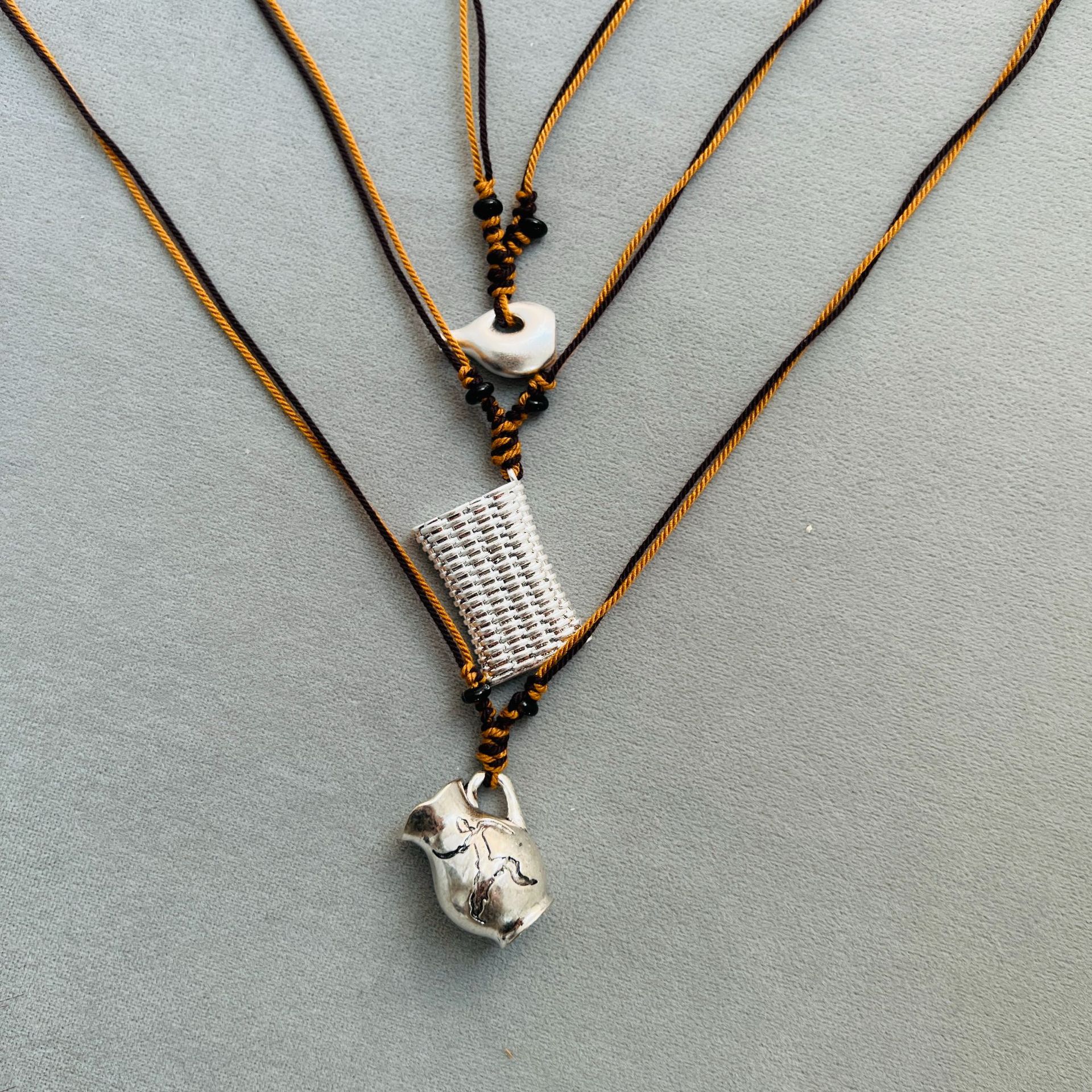 ESN经典系列雕刻酒壶项链 游牧风可小众高级感单耳酒壶编织筐项链详情2