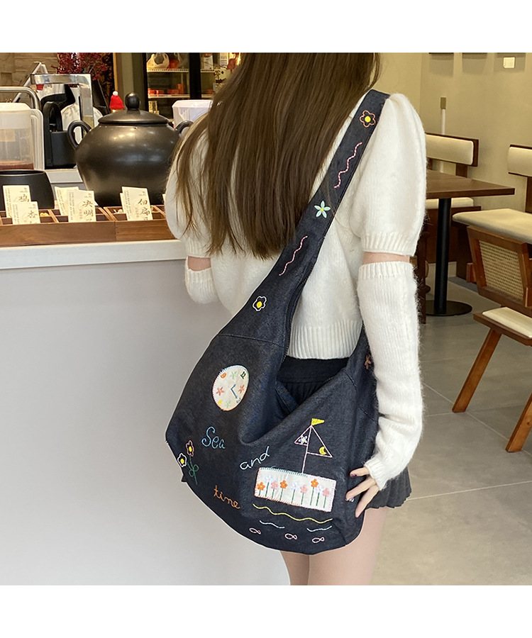 ins新款小插画牛仔斜挎包包女百搭大容量单肩包袋口拉链学生书包详情18