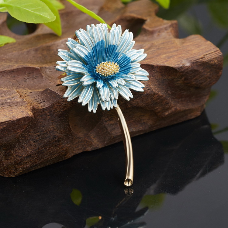 Cross-border best-selling plant series brooches, daisies, sunflowers, lacquered vases, maple leaf flower brooches and brooch accessories pic 28