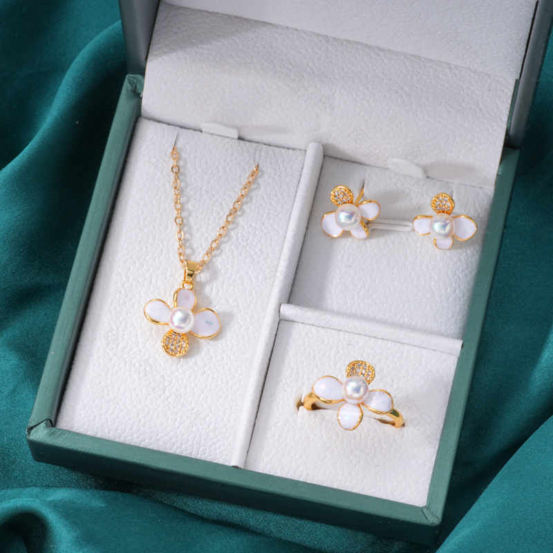 Pearl ring, earneedle pendant, three-piece set, empty stand, four-petal flower, white butterfly shell design, high-end DIY light luxury earrings pic 4