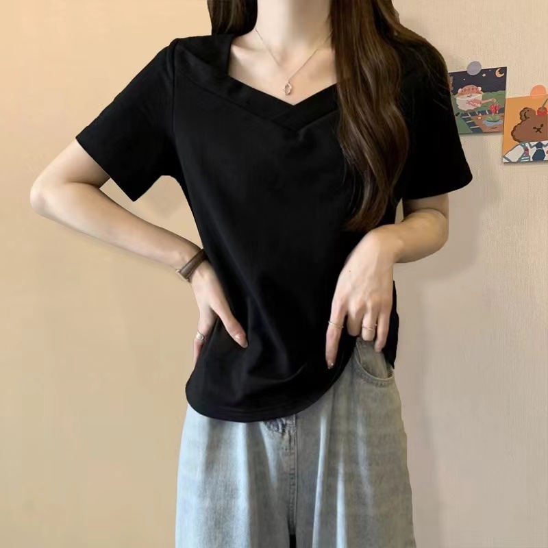 V领短袖t恤女2024夏季新款宽松显瘦纯色学生辣妹露锁骨上衣设计感详情2
