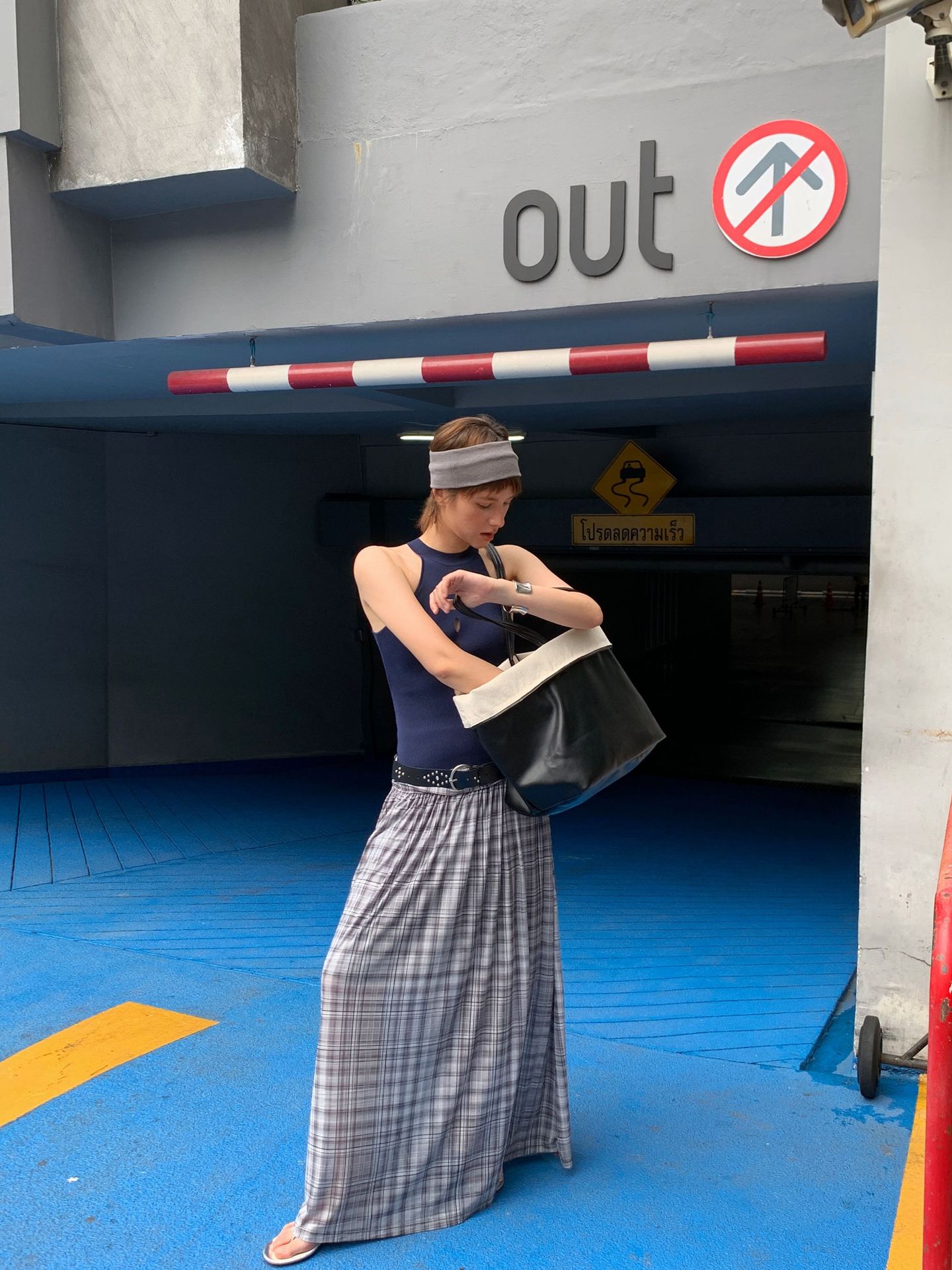 UNITY MODE Sweet and cool Tencel cut-out stand-up collar vest for summer girls, slimming and form-fitting sweater pic 19