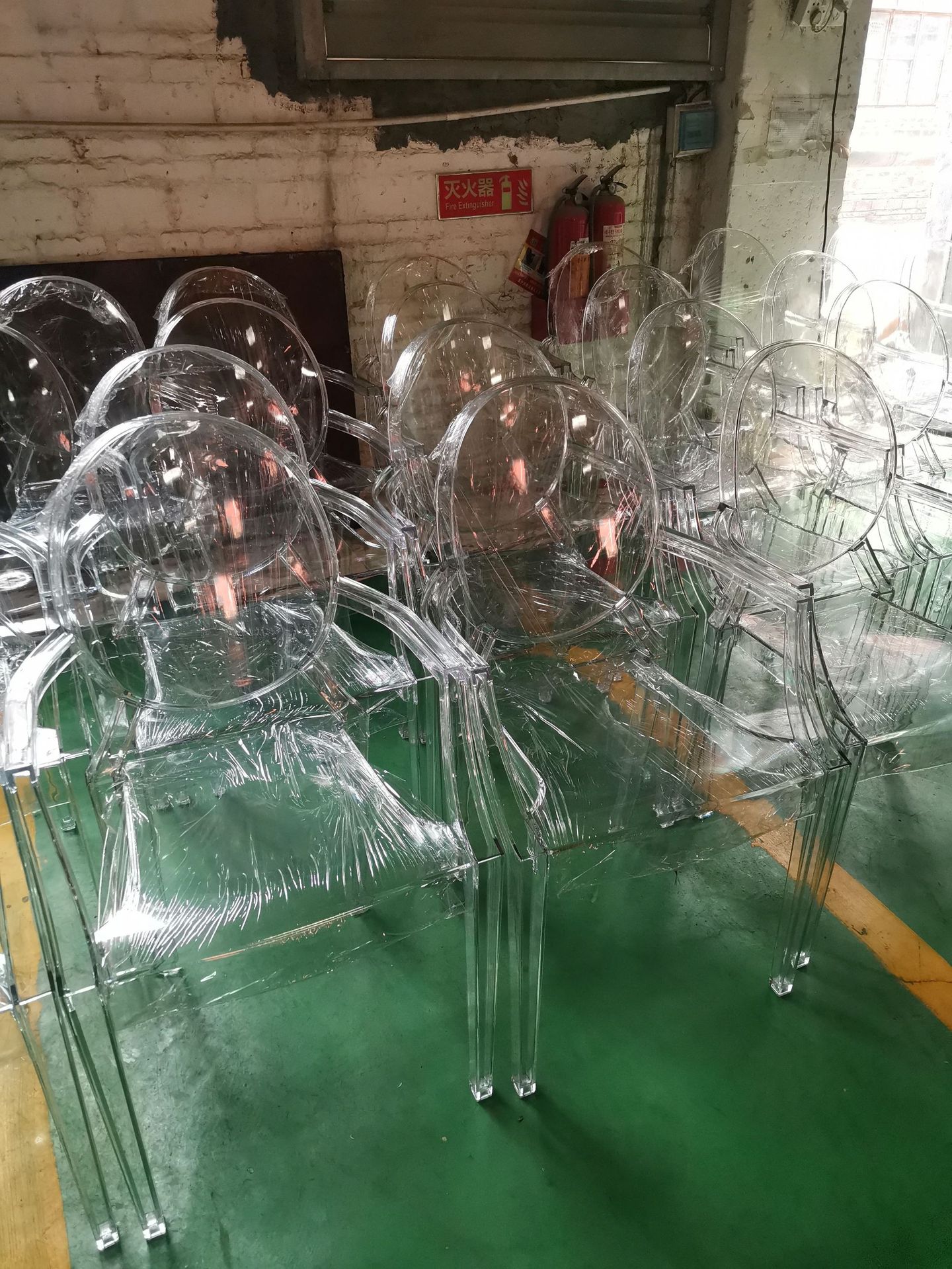 Star Factory wholesale outdoor wedding acrylic chairs, transparent crystal stools, hotel banquet hall plastic PC bamboo joint chairs pic 15