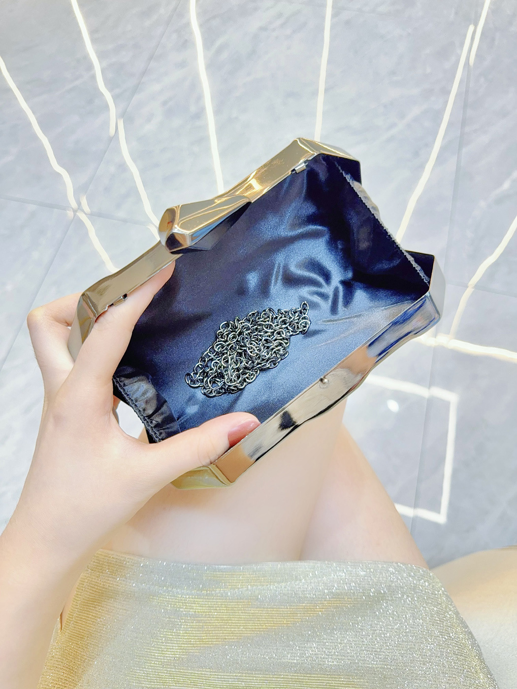 新款跨境外贸闪亮迷你手拿包晚宴包欧美复古名媛宴会包斜跨小女包详情7