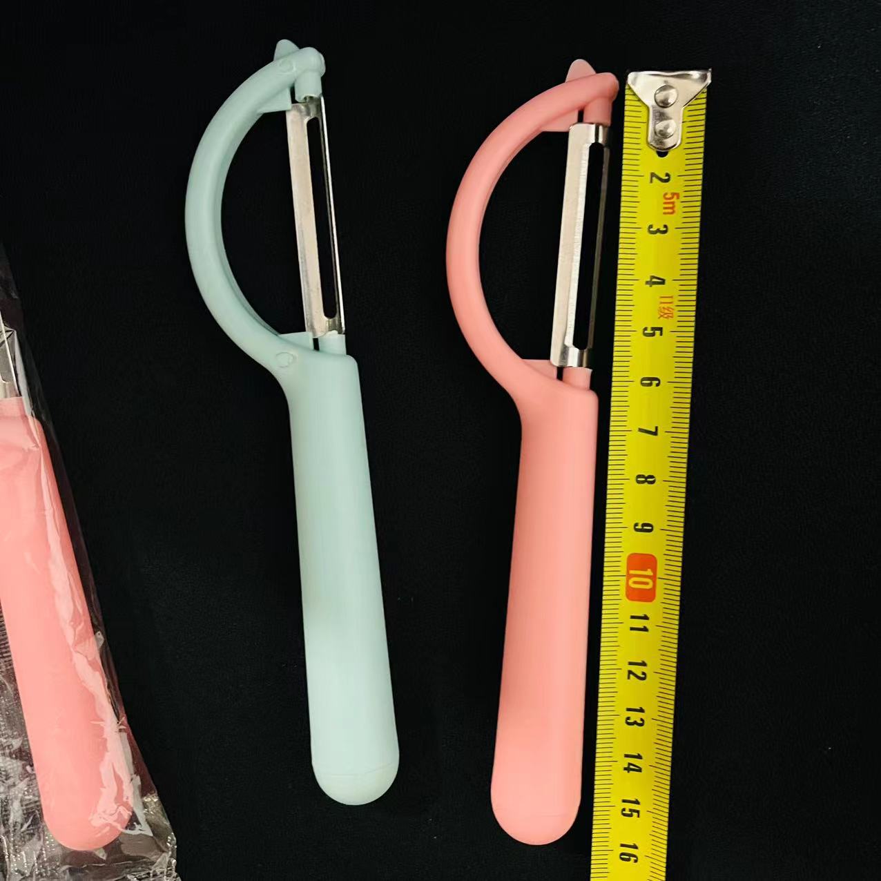 【 Zone 2-10 】 P-type peeler, 800 yuan per box. Peeler, peeling knife, multi-functional household fruit peeler, peeler knife, two-in-one melon peeler knife, 1 yuan pic 1