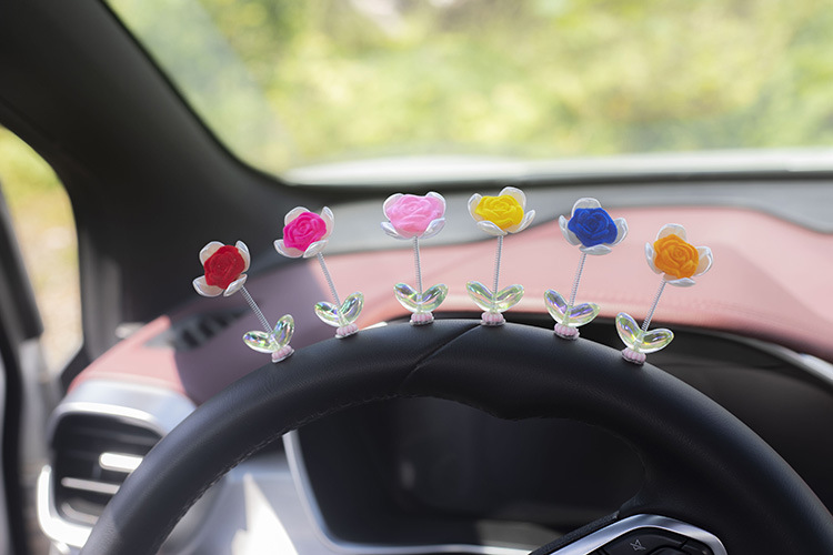 Car center console spring ornaments, car four-leaf clover rose decorations, soothing car oscillating small ornaments pic 7