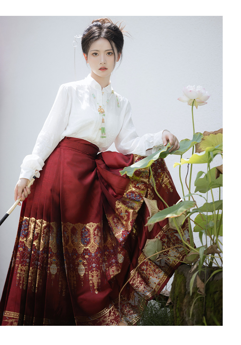 2025新款原创织金马面裙套装女款新中式旅游高级感修身国风汉服女详情12