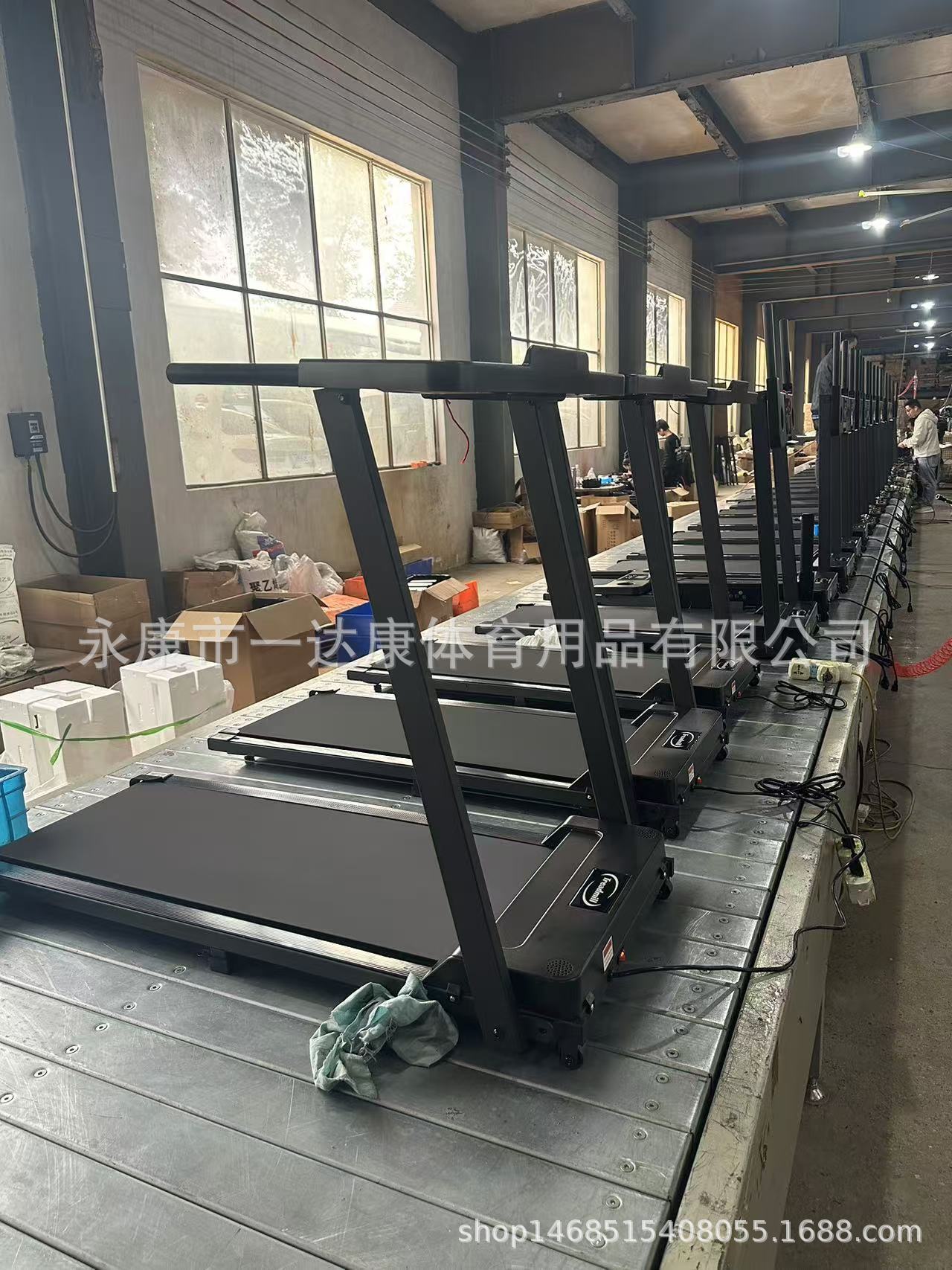 Yidakang home-use small folding fitness equipment, electric walking machine, indoor flat treadmill pic 1