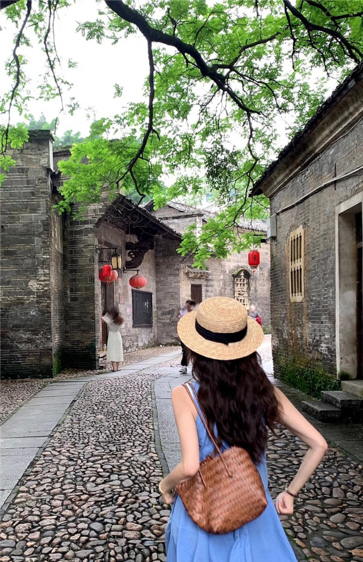 法式度假风气质蓝色背心连衣裙女夏季新款设计感收腰显瘦a字长裙详情6